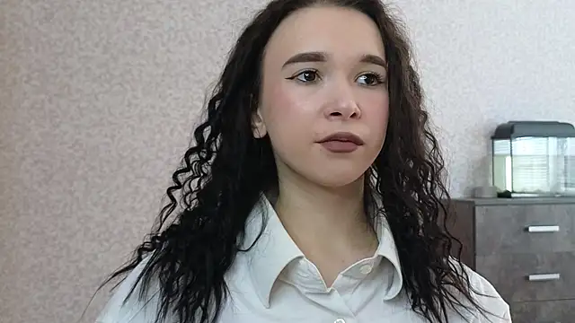 LilithStrangfor Chat XXX in diretta