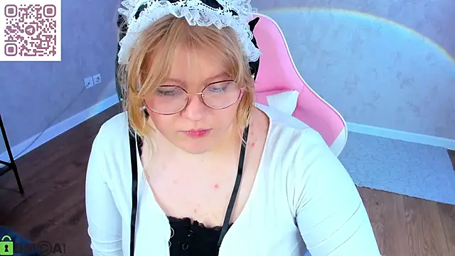 luna_c0ra's Live XXX Chat