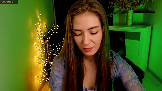 Chain_Alice Chat XXX in diretta