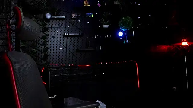 Pertunjukan Kamera Web LexHardy