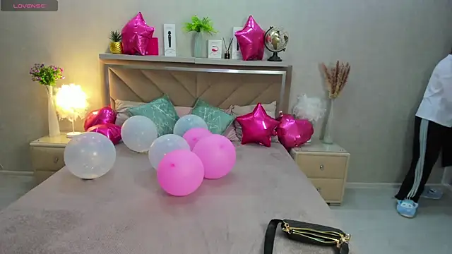 OliviaXStar – Live XXX-chat