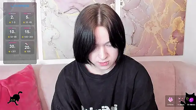 fiamoory 现场XXX聊天