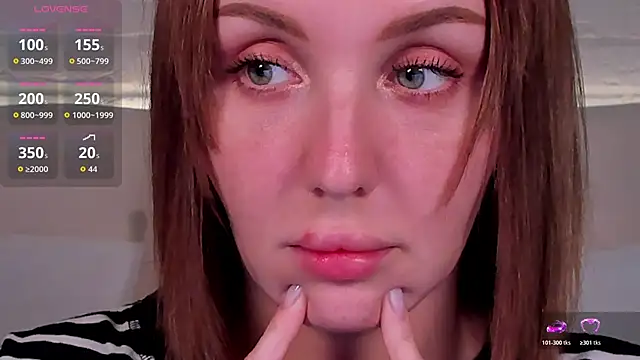 LianaFord: онлайн-секс-чат