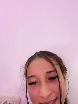 candy_deluxe Chat XXX in diretta