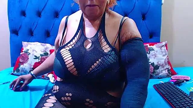 Онлайн чат XXX ebonycandy10