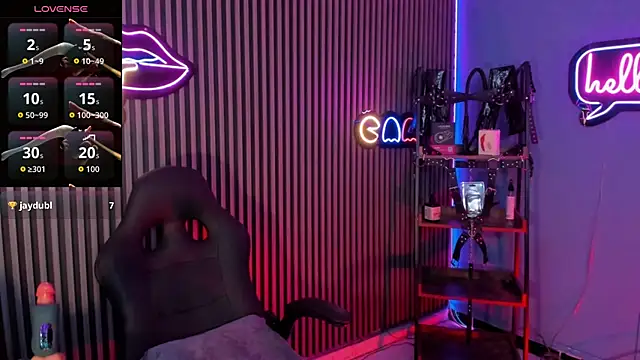 Pokazy przed kamerką – Maximoking26