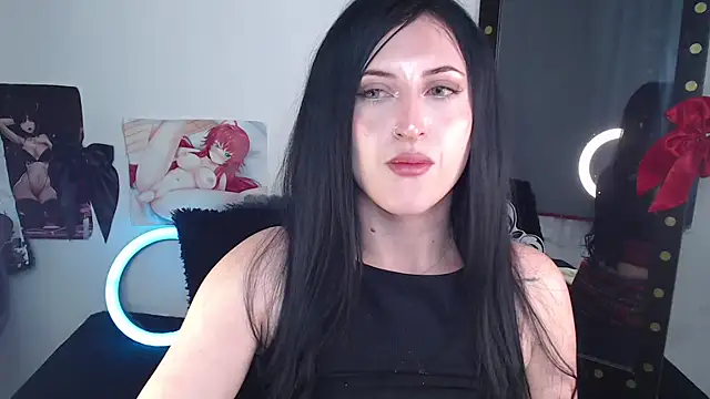 Evelyn_Sheeran Adlı Modelin Canlı XXX Sohbeti