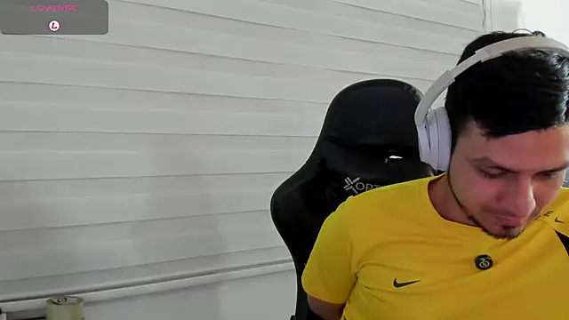 Rick_Adams: διαδικτυακό σόου στην κάμερα