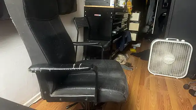 leanjamesdean élő XXX-chatje