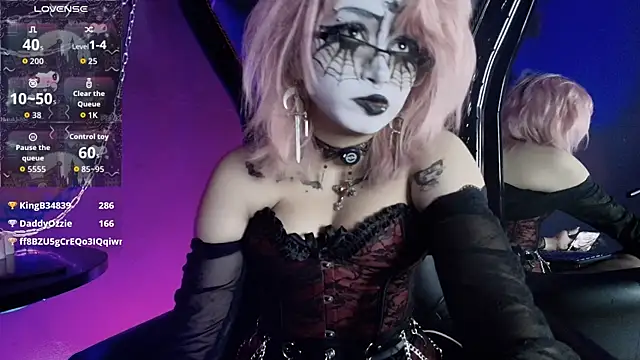 XXX chat uživo modela Navier__