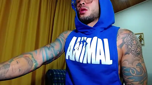 sebastian_horny Chat XXX live