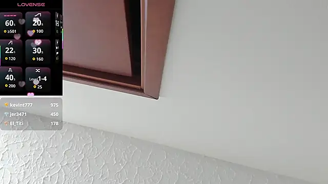 IrisCielo's Webcam Show