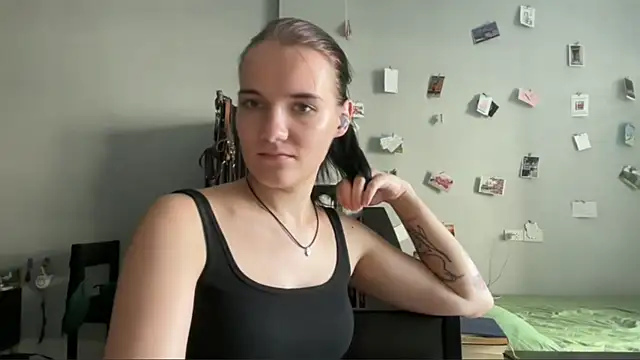 XXX chat uživo modela RosePlant