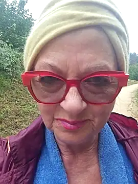 Hot-Muci 现场XXX聊天