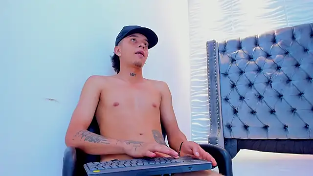 Joseph_vans2 Webcam Show