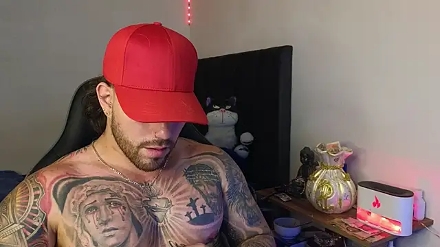 Ades_Lowe: απευθείας συνομιλία ΧΧΧ