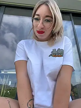 Živý XXX chat Giuliana_baby