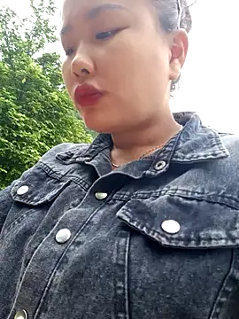 Irene-01 élő XXX-chatje