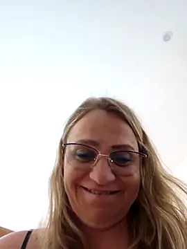 BLONDKICIA1: απευθείας συνομιλία ΧΧΧ