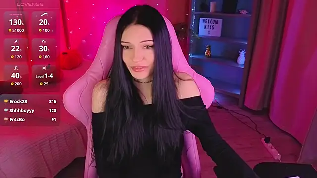 Kelly__Bunny Adlı Modelin Canlı XXX Sohbeti