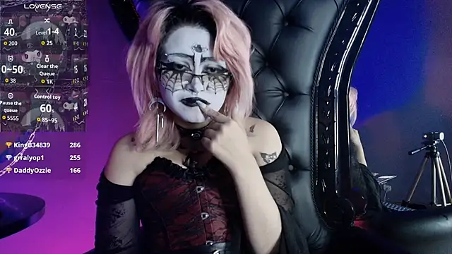 Czat XXX na żywo – Navier__