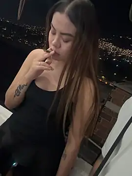 lindaandtony webkamerás műsora