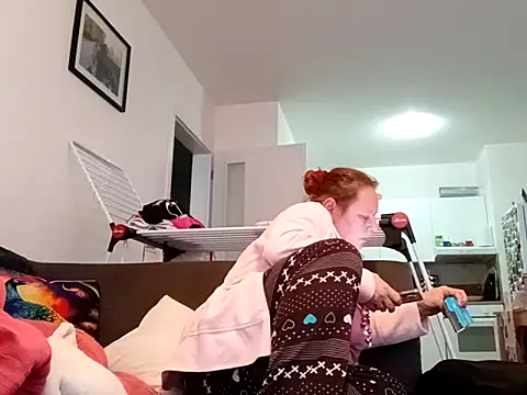 Chatroom XXX en direct de Jahudka47