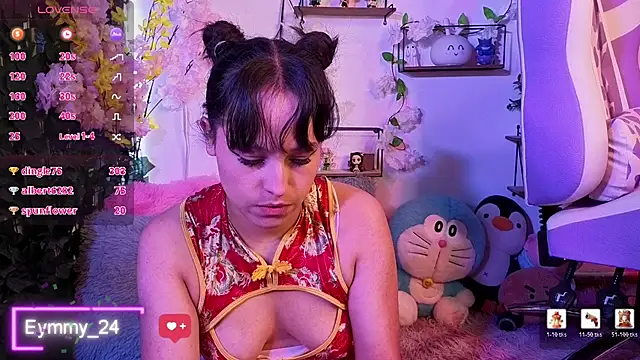 Eymmy_24 Show in webcam
