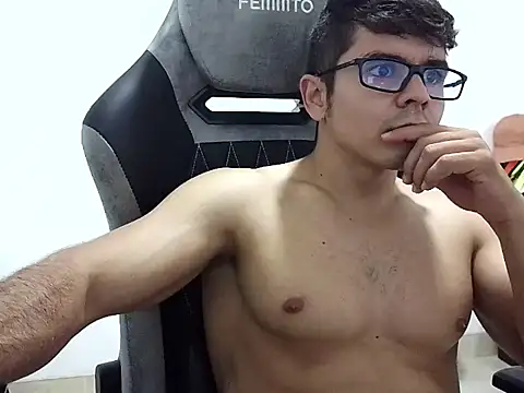 MILCARITAS3 live XXX chat