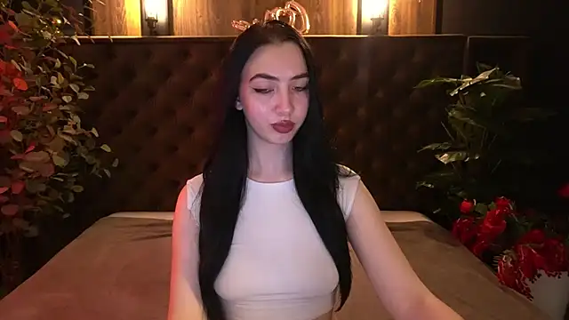 WildKittenX_'s Live XXX Chat