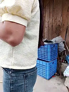 Cute-flowers Live XXX Chat