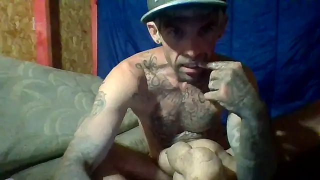 prettyboytatted69 Show in webcam
