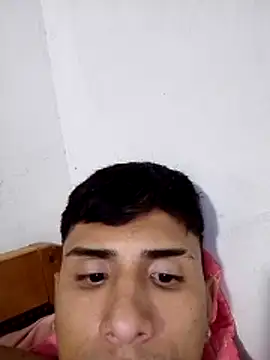 Show modela HotAxelBadboy1 na web-kameri