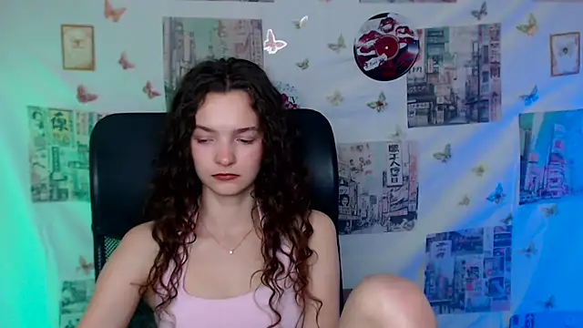 XXX chat uživo modela _SusieSu_