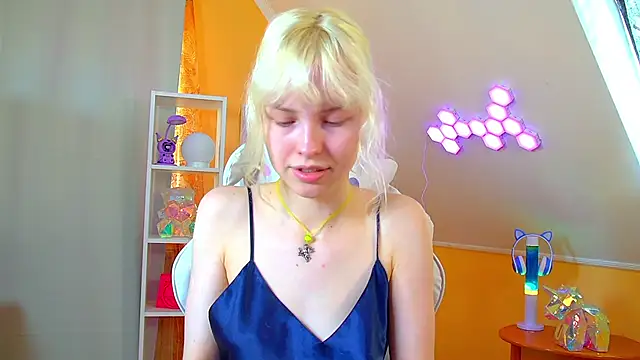 Živý XXX chat HannahHollis