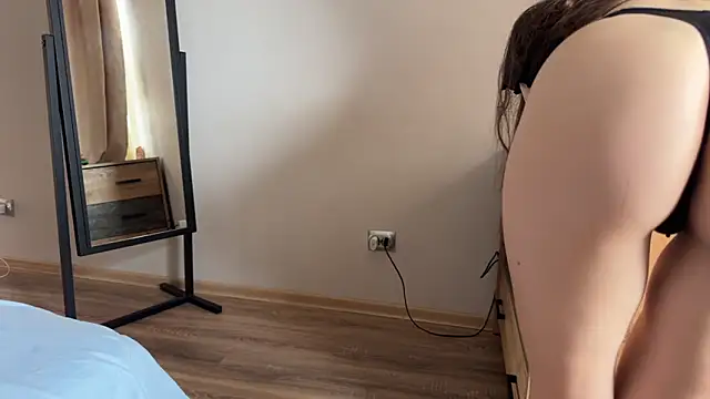 LauraJess_'s Live XXX Chat