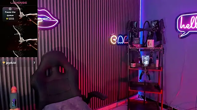 Онлайн чат XXX Maximoking26