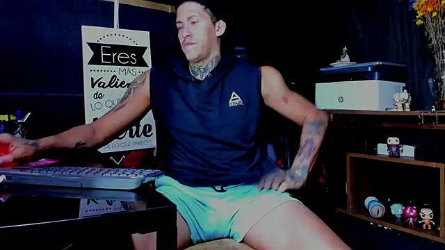 Онлайн чат XXX yeckodream