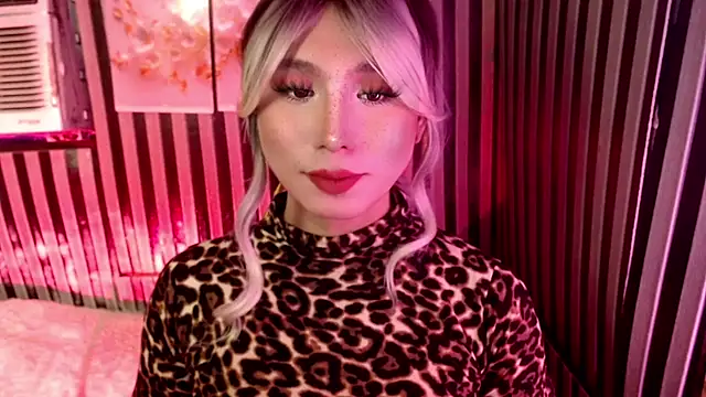 HoresCOCKLUCY 在線直播表演