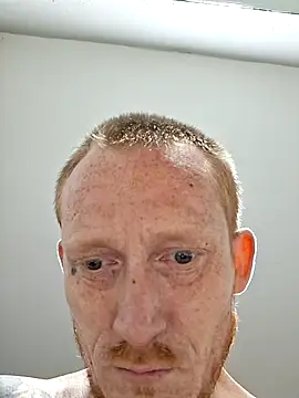 Lovemcurvy69 网络视讯表演