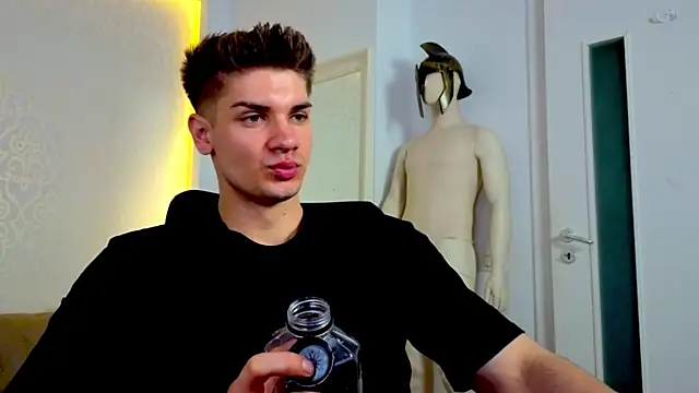 MaxKaiden 即時 XXX 聊天