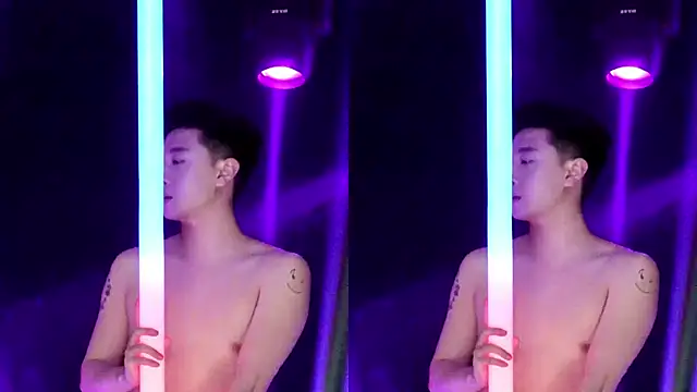 AOA-boy 即時 XXX 聊天