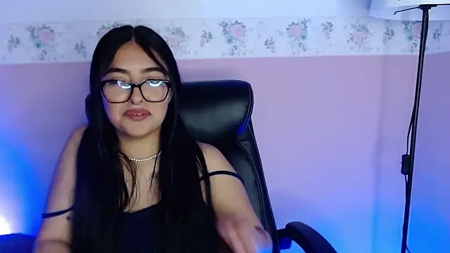 Laurent_Brm: онлайн-секс-чат