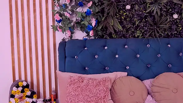 CherryMuse_'s Live XXX Chat