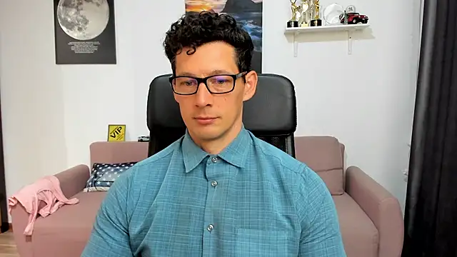 BrutusK08 Show Webcam