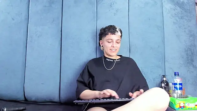 Megan_Thompson_ 现场XXX聊天