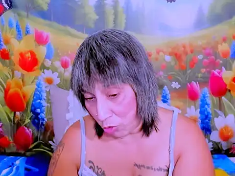 XXX chat uživo modela indianroxy