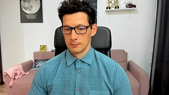 BrutusK08 Pertunjukan Webcam