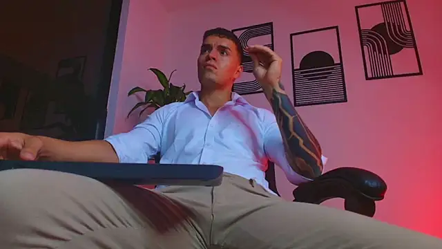 Chat XXX ao vivo de ALPHA_DOMINUS_