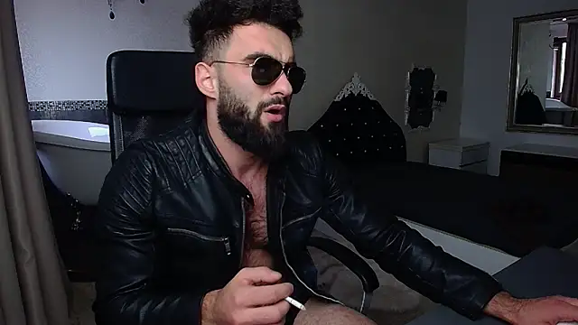 MicahLane: онлайн-секс-чат